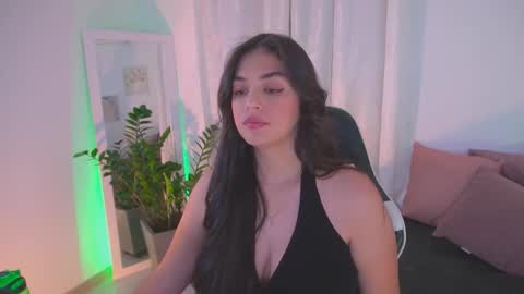 Snapshot of atena676 chatting on 5, 11, 2025 atena676 online show from 5, 11, 2025