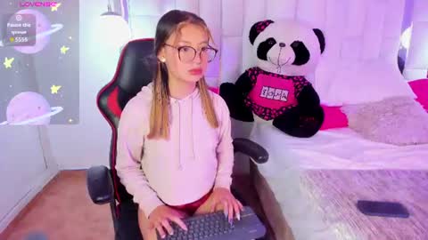 Snapshot of athenea_fox_ chatting on 27, 6, 2026 athenea fox online show from 27, 6, 2026