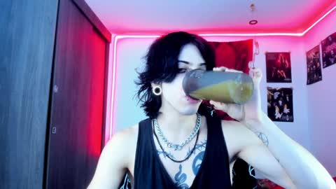 athenauwu online show from 4, 2, 2025