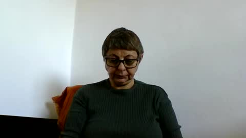 Snapshot of atikaarea chatting on 29, 10, 2025 atikaarea online show from 29, 10, 2025