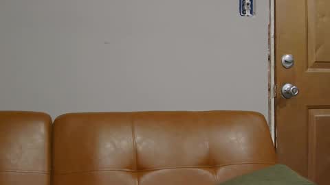 Snapshot of atirahcali chatting on 13, 11, 2025 AtirahCali online show from 13, 11, 2025