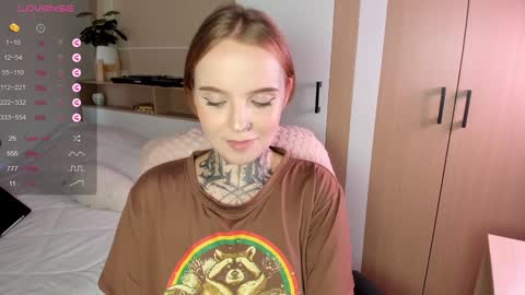 online every day between 10am-23pm online show from 4, 2, 2025