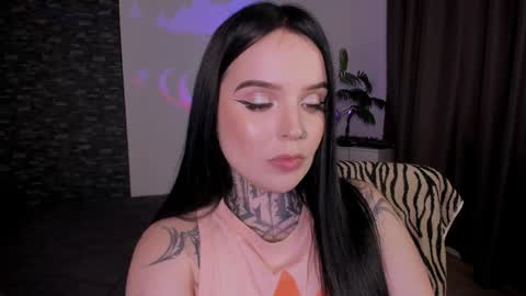 online every day between 10am-23pm online show from 12, 9, 2025