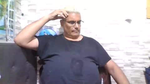 A online show from 17, 11, 2025