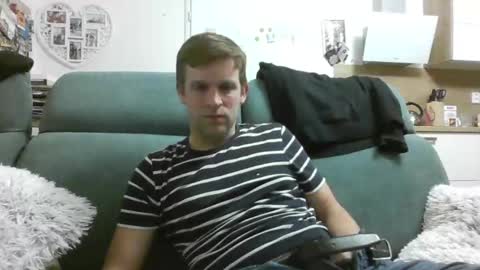 Snapshot of attom88 chatting on 8, 3, 2025 SomeFun online show from 8, 3, 2025