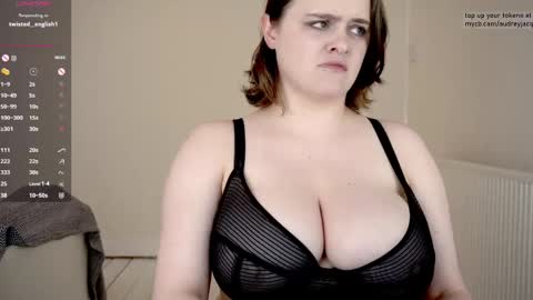 Audrey Jacq online show from 26, 5, 2026