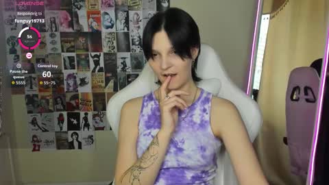 Snapshot of audreyykim chatting on 5, 10, 2025 Audrey online show from 5, 10, 2025