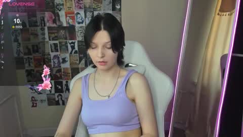 Snapshot of audreyykim chatting on 22, 10, 2025 Audrey online show from 22, 10, 2025