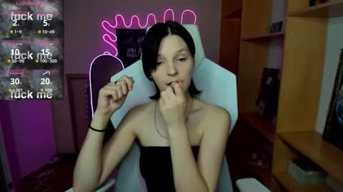 Snapshot of audreyykim chatting on 27, 10, 2025 Audrey online show from 27, 10, 2025