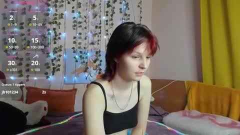 Snapshot of audreyykim chatting on 5, 12, 2025 Audrey online show from 5, 12, 2025