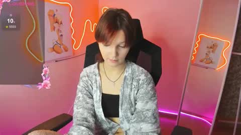 Snapshot of audreyykim chatting on 18, 12, 2025 Audrey online show from 18, 12, 2025