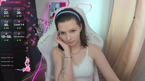 Snapshot of audreyykim chatting on 5, 4, 2026 Audrey online show from 5, 4, 2026