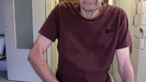 Snapshot of auguste061400 chatting on 13, 12, 2024 auguste061400 online show from 13, 12, 2024