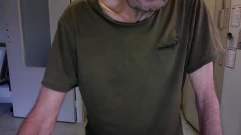 Snapshot of auguste061400 chatting on 19, 2, 2025 auguste061400 online show from 19, 2, 2025