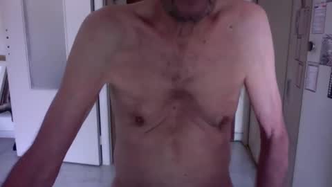 Snapshot of auguste061400 chatting on 28, 2, 2025 auguste061400 online show from 28, 2, 2025