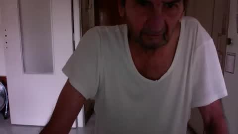 Snapshot of auguste061400 chatting on 6, 11, 2025 auguste061400 online show from 6, 11, 2025