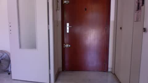 auguste688483 online show from 4, 4, 2026