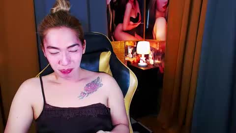 Miss awra online show from 12, 4, 2026