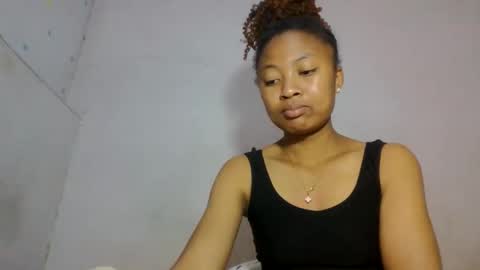 Snapshot of aurelie08 chatting on 3, 6, 2026 aurelie08 online show from 3, 6, 2026