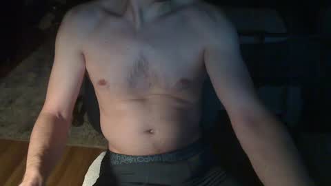 Snapshot of aureo12 chatting on 2, 2, 2025 aureo12 online show from 2, 2, 2025