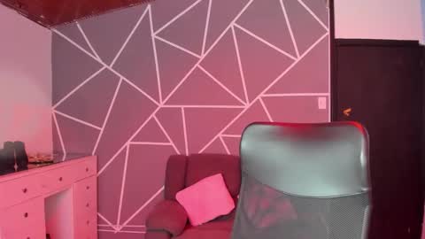 Snapshot of aurora18palmer chatting on 25, 11, 2025 aurora online show from 25, 11, 2025