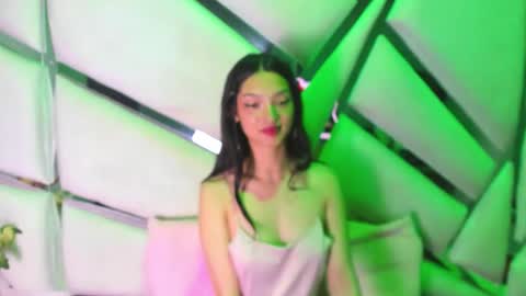 aurora online show from 5, 2, 2026