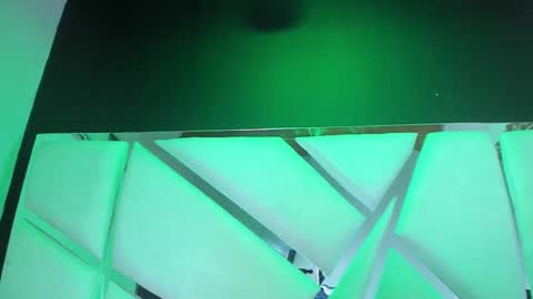 aurora online show from 10, 4, 2026