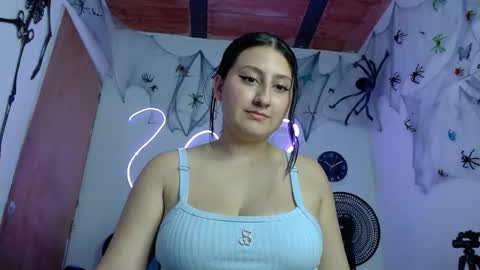 Snapshot of aurora_bliss_28 chatting on 2, 11, 2025 AURORA BLISS 28 online show from 2, 11, 2025