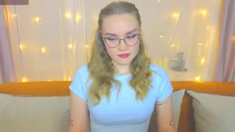 Kate online show from 25, 2, 2025