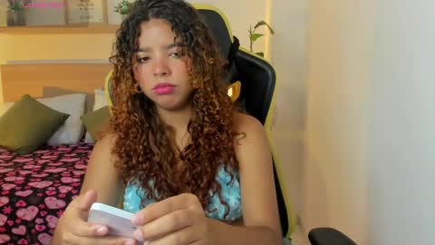 aurora_rodriguez online show from 11, 9, 2025
