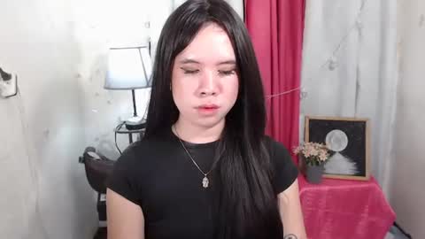 aurora xoxo online show from 13, 4, 2026