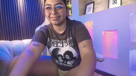 aurora_willow9 online show from 20, 11, 2025