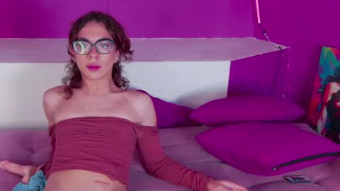 Snapshot of auroraastartrain chatting on 19, 2, 2025 Aurora online show from 19, 2, 2025