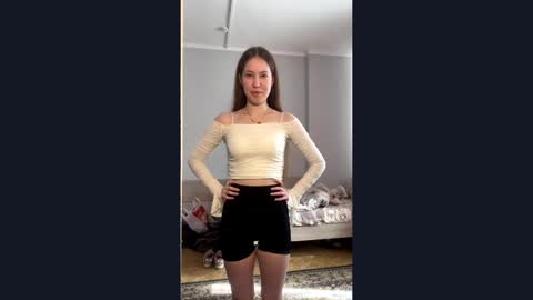 Snapshot of aurorabir chatting on 16, 4, 2026 Aurora online show from 16, 4, 2026