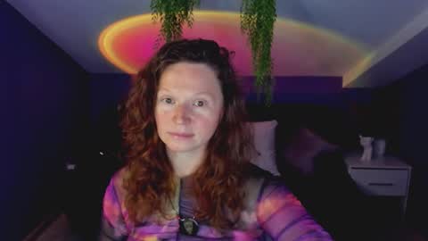 auroraborealis__ online show from 20, 9, 2025