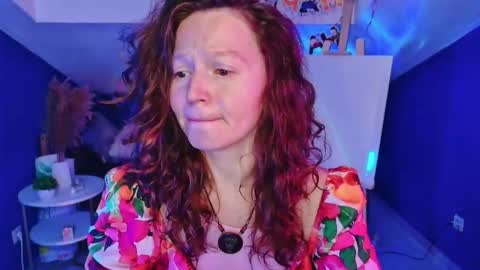 auroraborealis__ online show from 20, 10, 2025