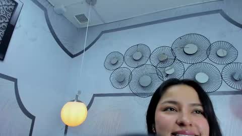 Snapshot of auroragracce chatting on 22, 4, 2026 AuroraGracce online show from 22, 4, 2026