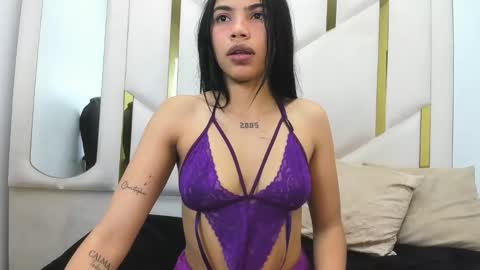 aurorahoney32 online show from 8, 6, 2026