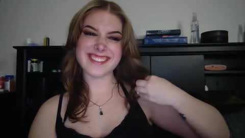 auroralightz1 online show from 5, 3, 2026