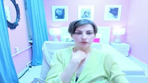 Snapshot of aurorascript chatting on 1, 12, 2025 Aurora online show from 1, 12, 2025