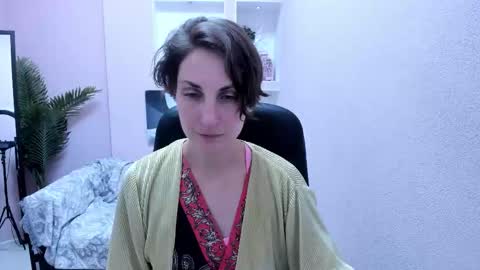 Snapshot of aurorascript chatting on 4, 2, 2026 Aurora online show from 4, 2, 2026