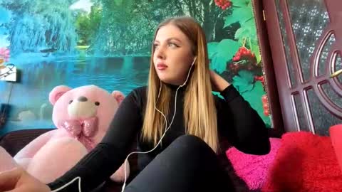 Snapshot of aurorekhuu chatting on 10, 2, 2026 Elizabeth online show from 10, 2, 2026