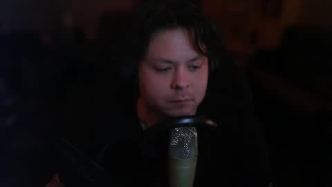 Snapshot of aussiechris2002 chatting on 2, 11, 2025 aussiechris2002 online show from 2, 11, 2025