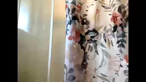 Milf4u online show from 17, 12, 2025