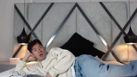 austinreeds online show from 5, 10, 2025