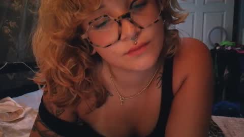 Autie 3 online show from 3, 5, 2026