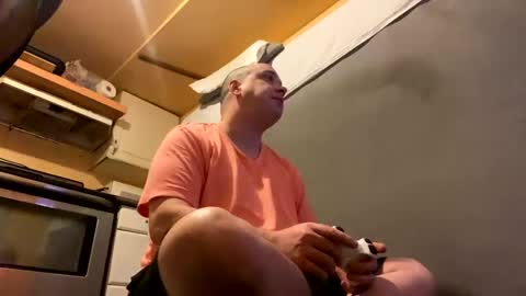 Auz online show from 1, 1, 2025