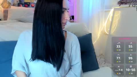 Snapshot of ava_athena chatting on 29, 9, 2025 Ava online show from 29, 9, 2025