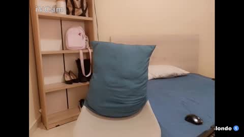 Ava jones online show from 8, 1, 2025