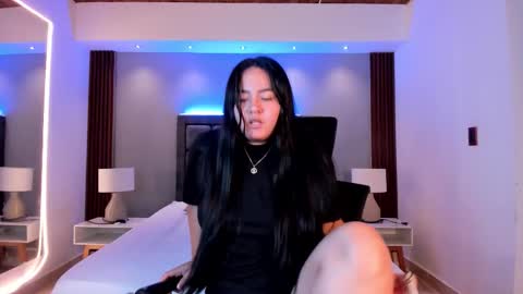 Snapshot of ava_milller chatting on 9, 11, 2025 Ava- Megan - Every day from 530 to 200 pm COL online show from 9, 11, 2025